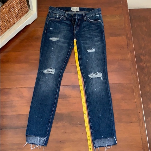 Current Elliot Uneven Cut distressed skinny EUC - Picture 5 of 8